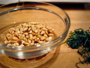 pinenuts-basil-med